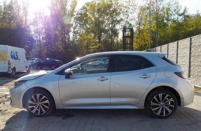 Toyota Corolla cena 46900 przebieg: 6011, rok produkcji 2022 z Rumia małe 596